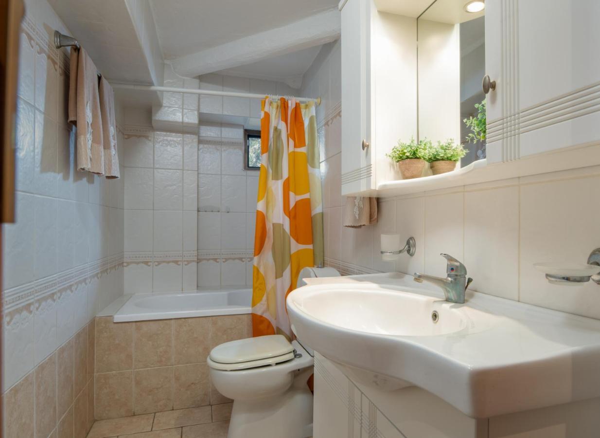 Thodoros Apartment Сикия Екстериор снимка